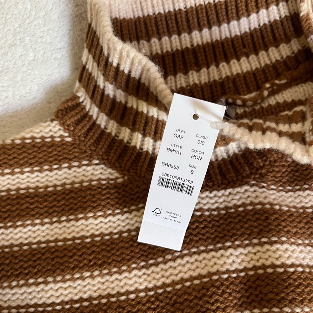 J.CREW SWEATER - Picture 4 of 4